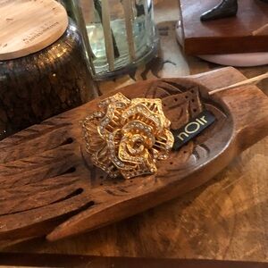 nOir Jewelry Gold and Silver Rose Brooch